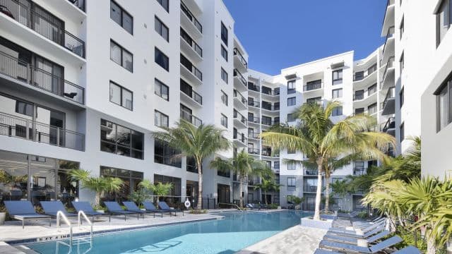 Foto 6 de la propiedad The Upland at Hialeah